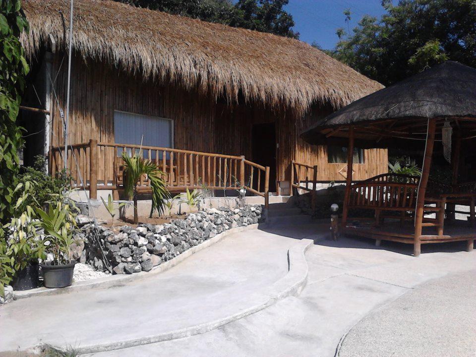 Ermi-Beach-Resort Oslob Buitenkant foto